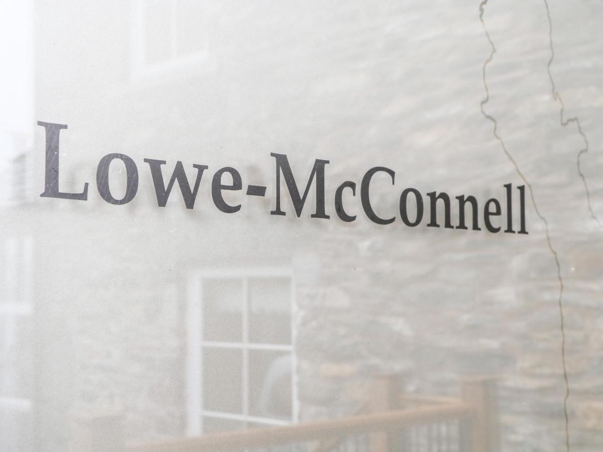 Lowe-Mcconnell 安布尔塞德 外观 照片